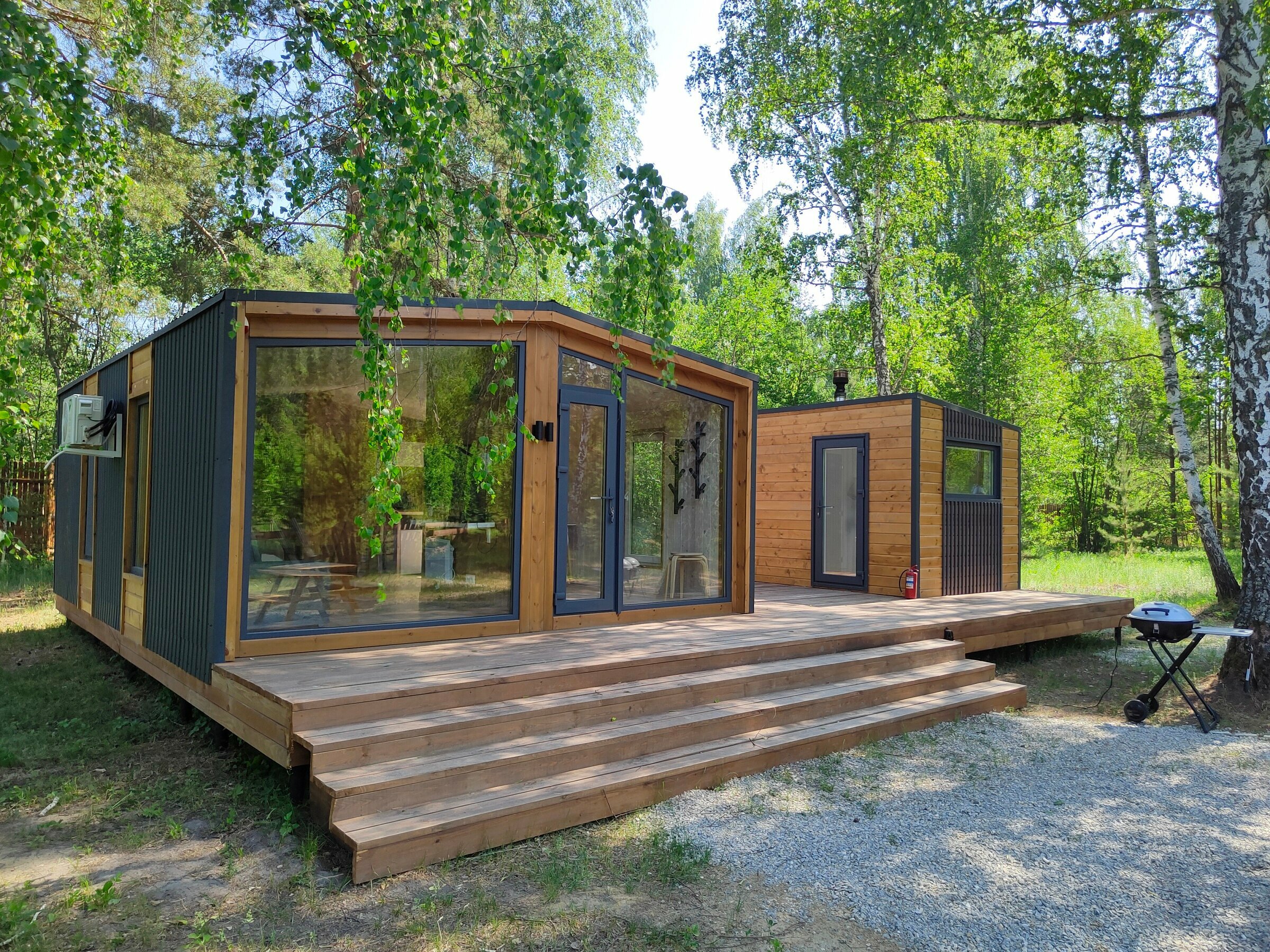 Дом с видом на лес