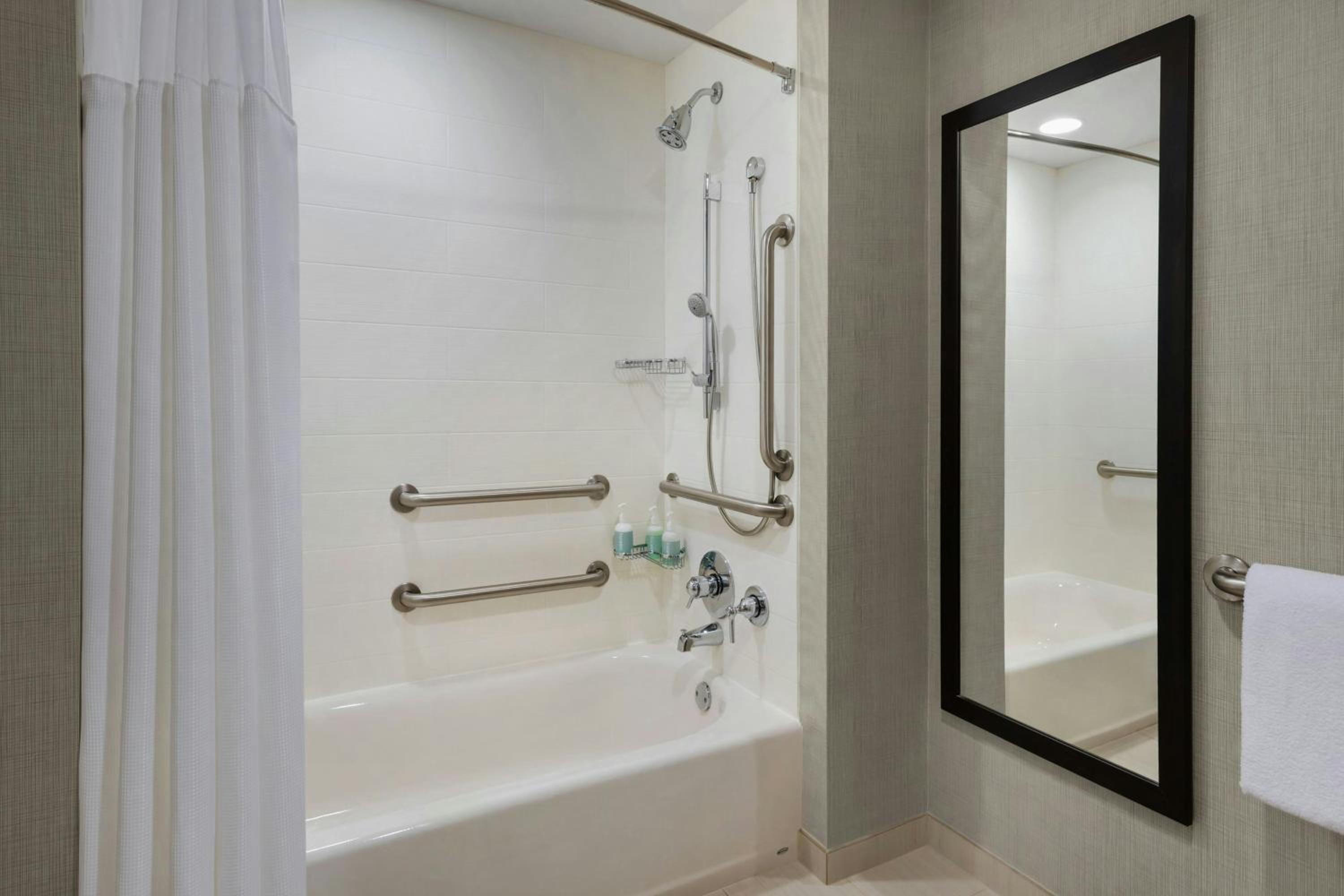 King Studio with Sofa Bed