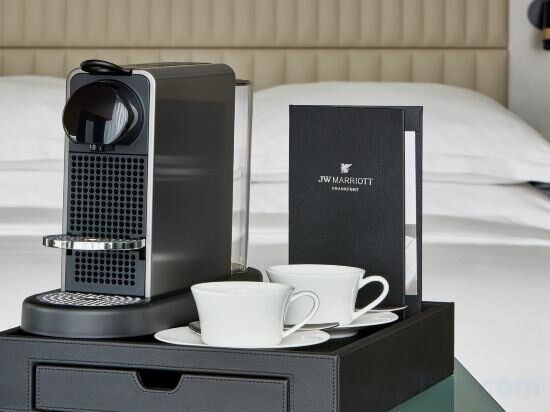 Deluxe Panoramic King Room Non Smoking