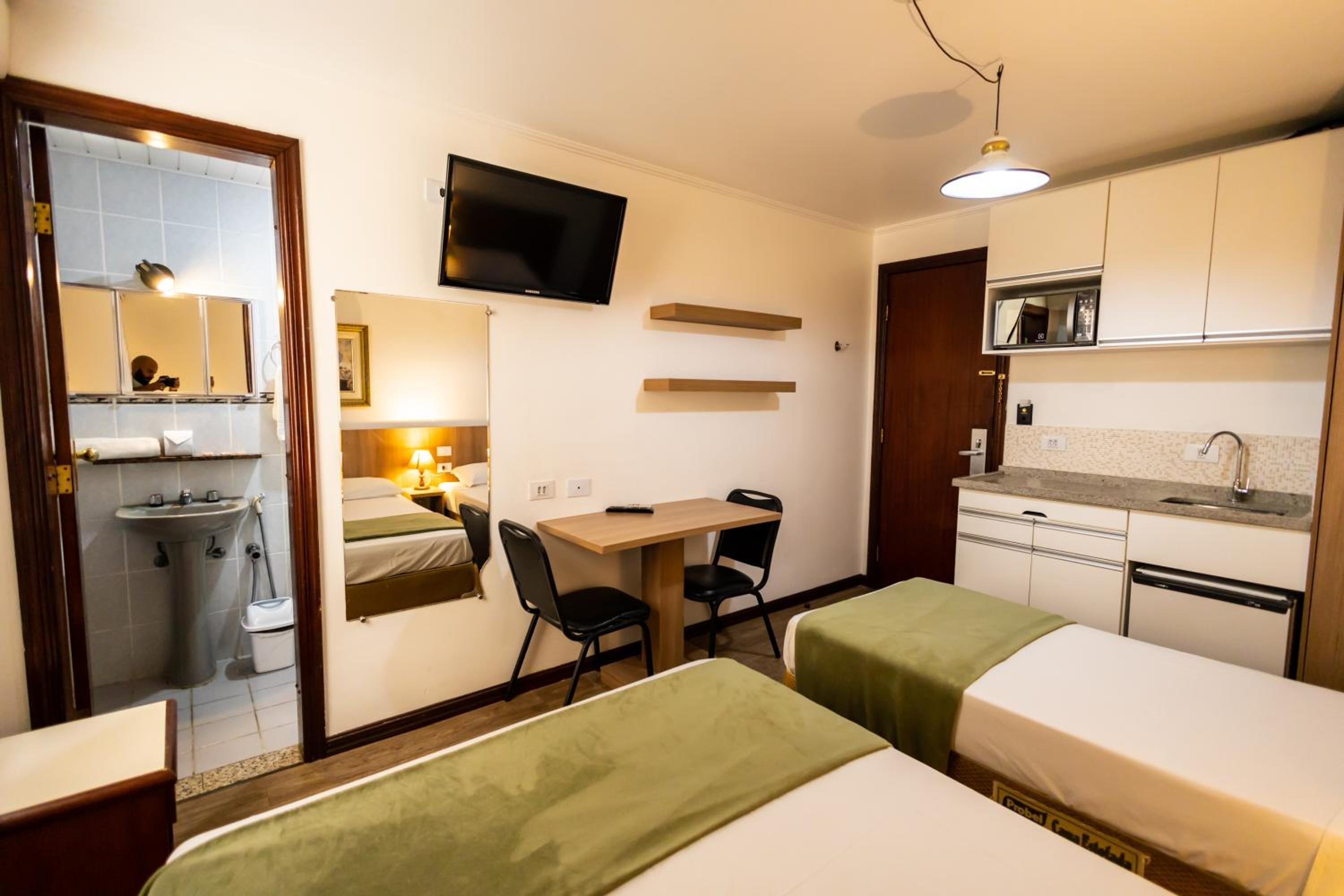 Triple Room