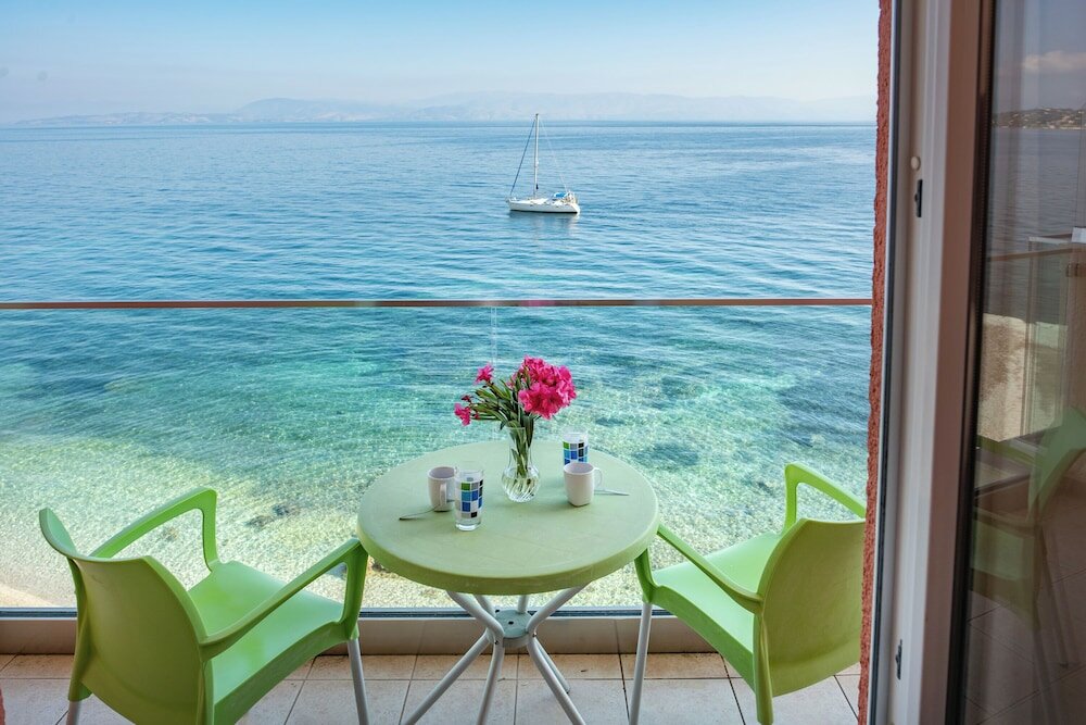 Superior Quadruple Room, Sea View (Family)