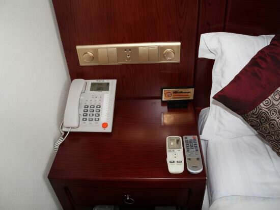 Standard Queen Room