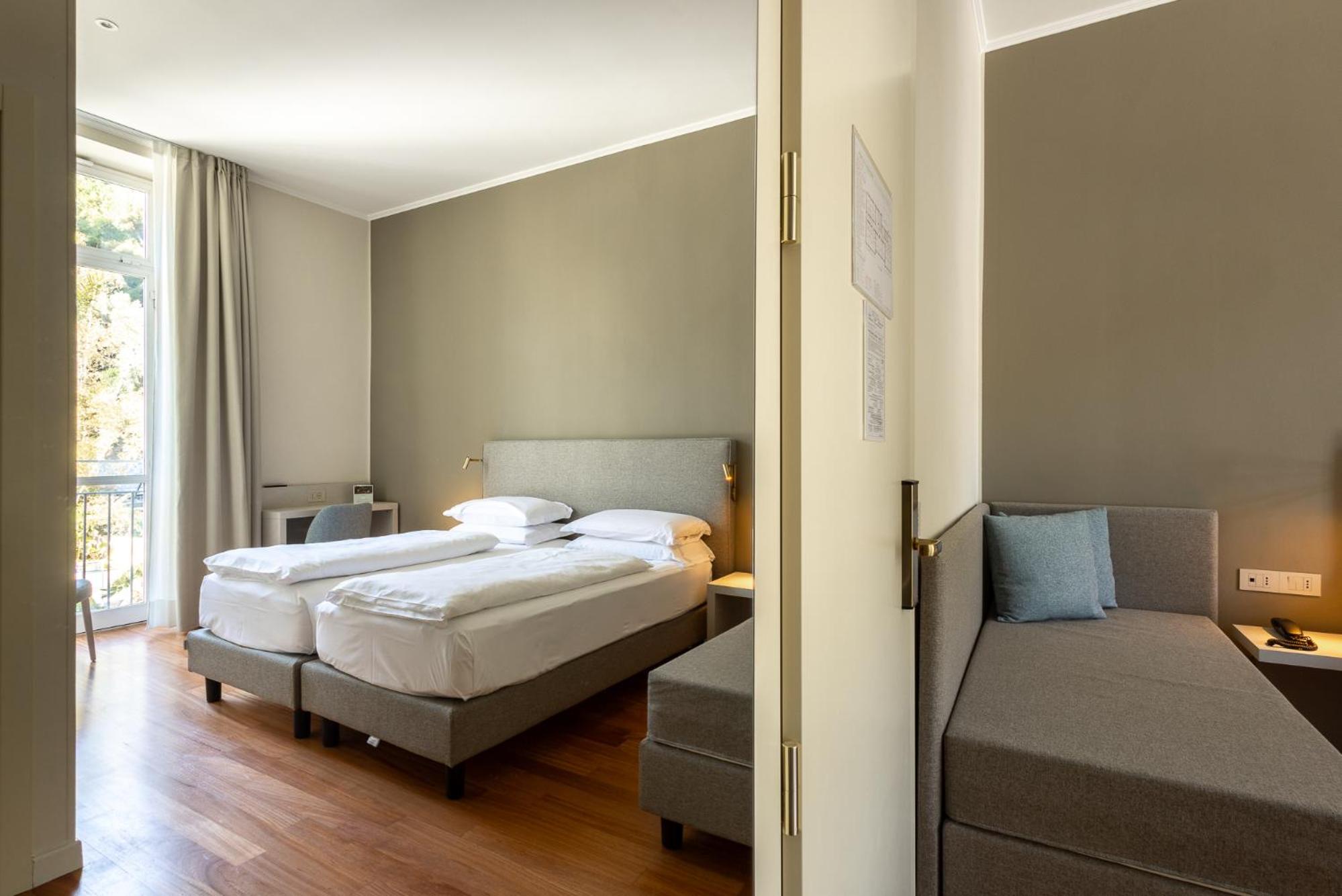 Superior Triple Room