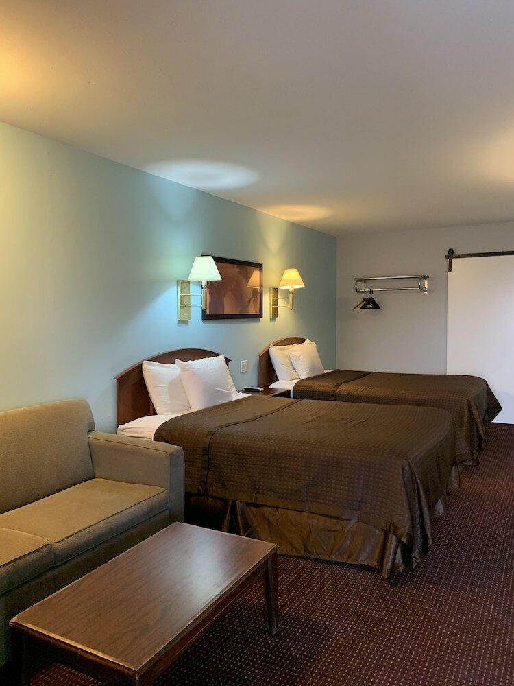 Standard Room, 1 Queen Bed