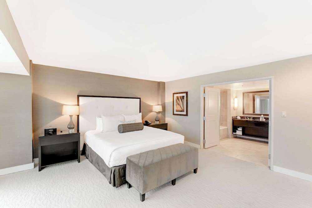 Presidential Suite, Multiple Beds