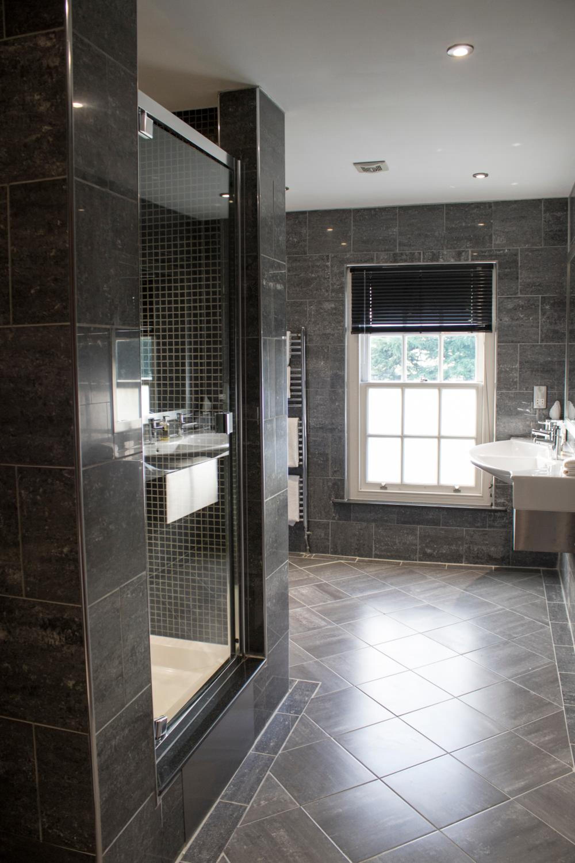 One-Bedroom Townhouse Apartment - Annex