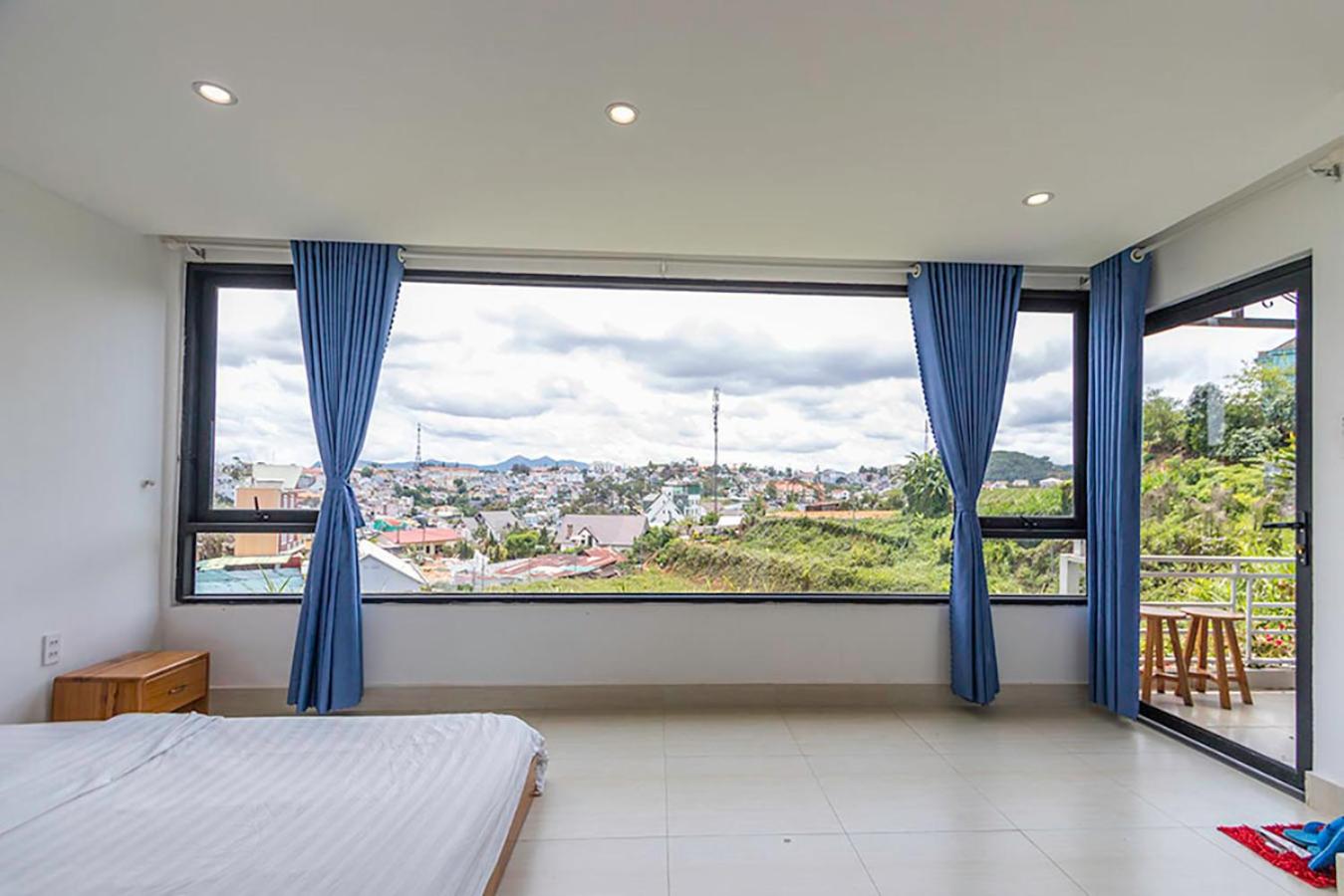 Quadruple Room with Mountain View