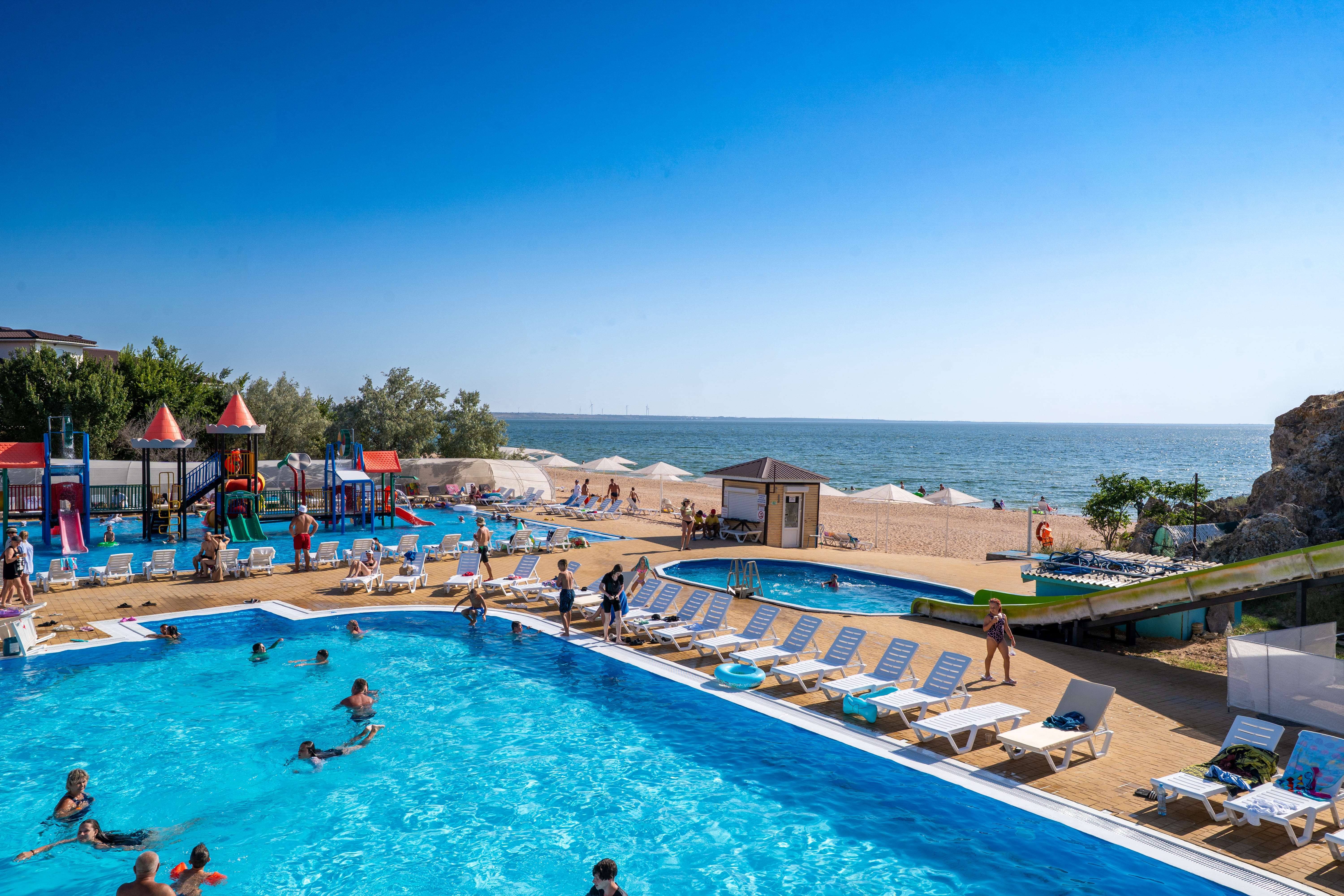 Улучшенный четырехместный номер