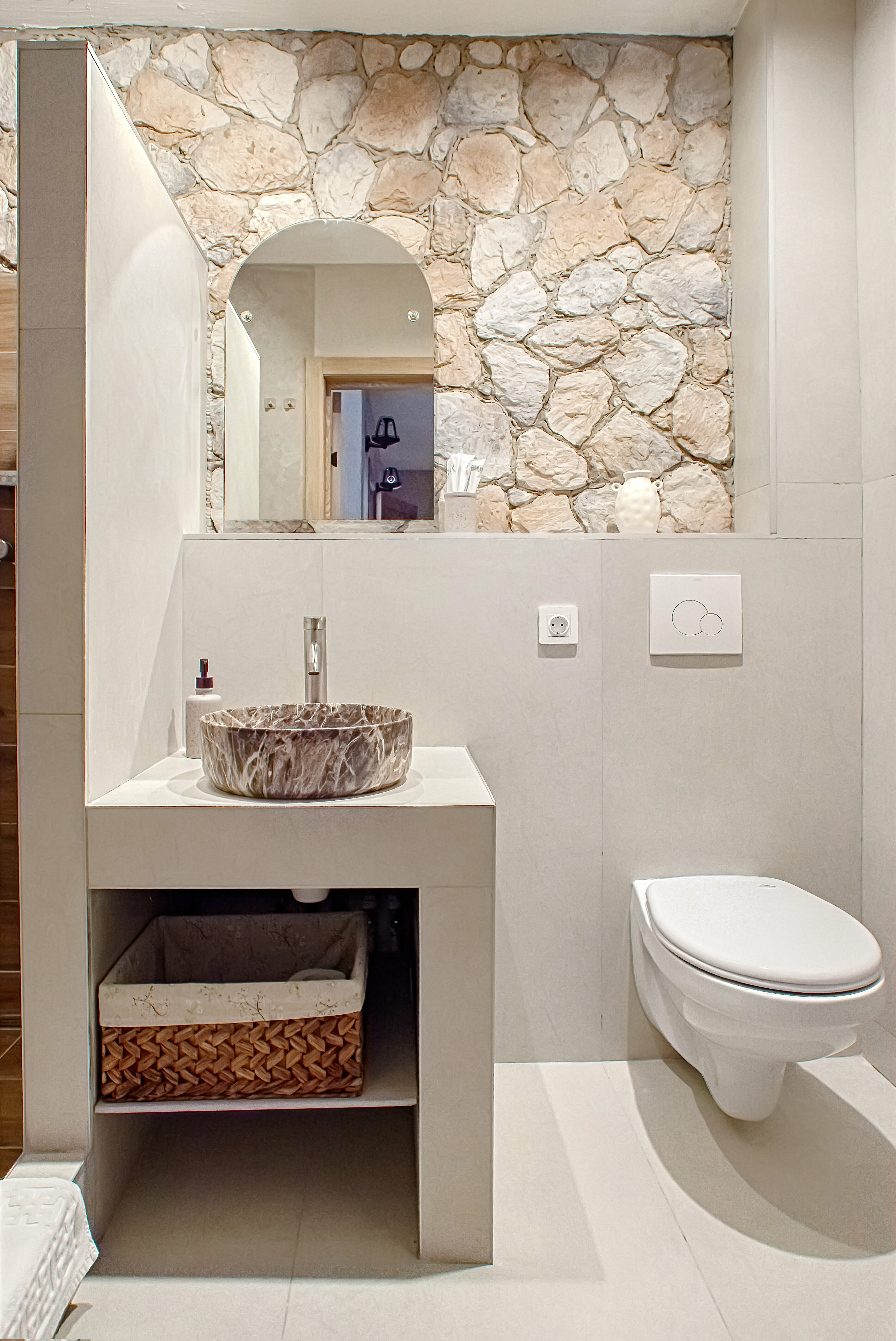 Апартаменты Итальянский дворик 2 комн с террасой