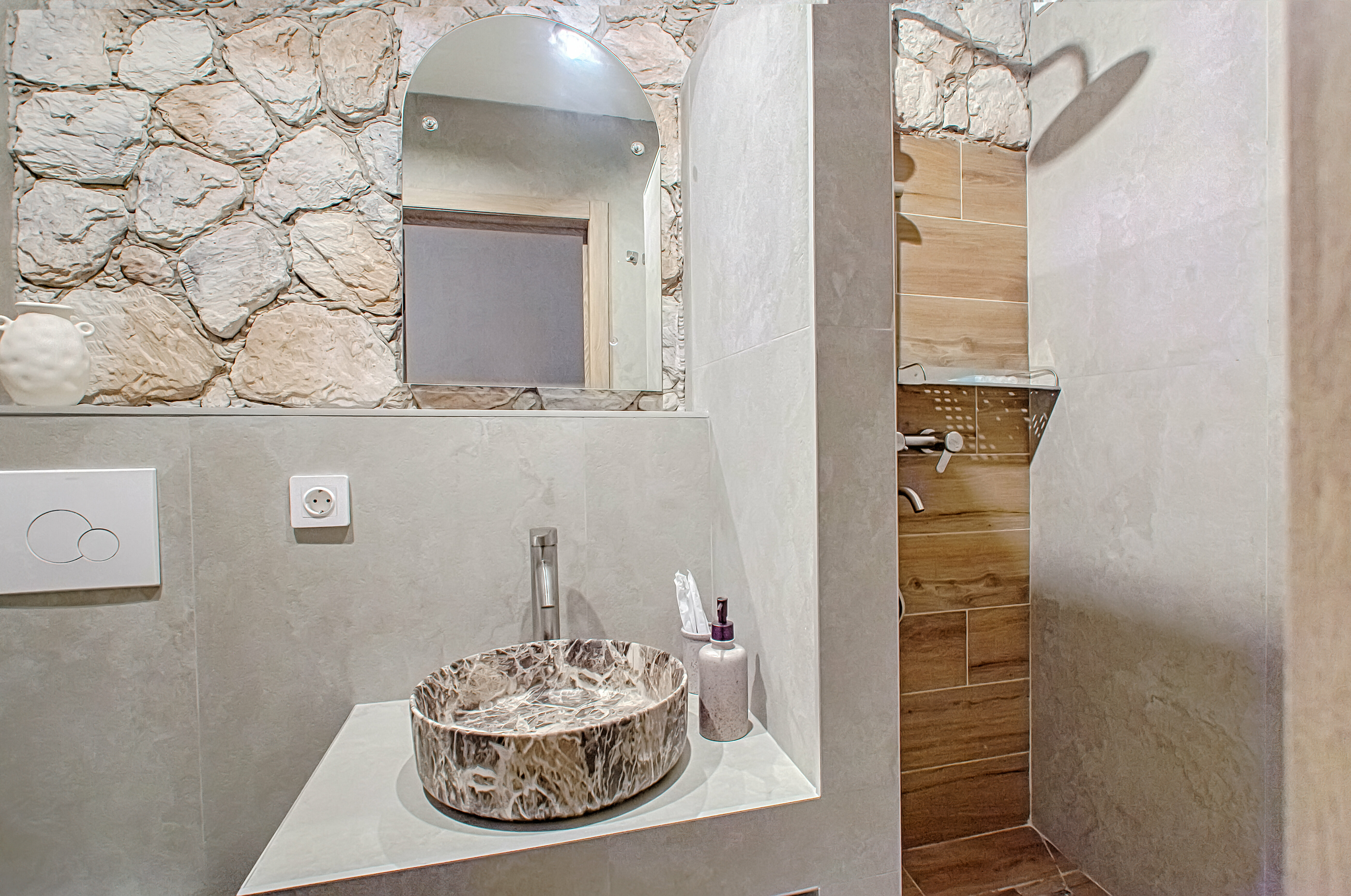 Апартаменты Итальянский дворик 1к с террасой