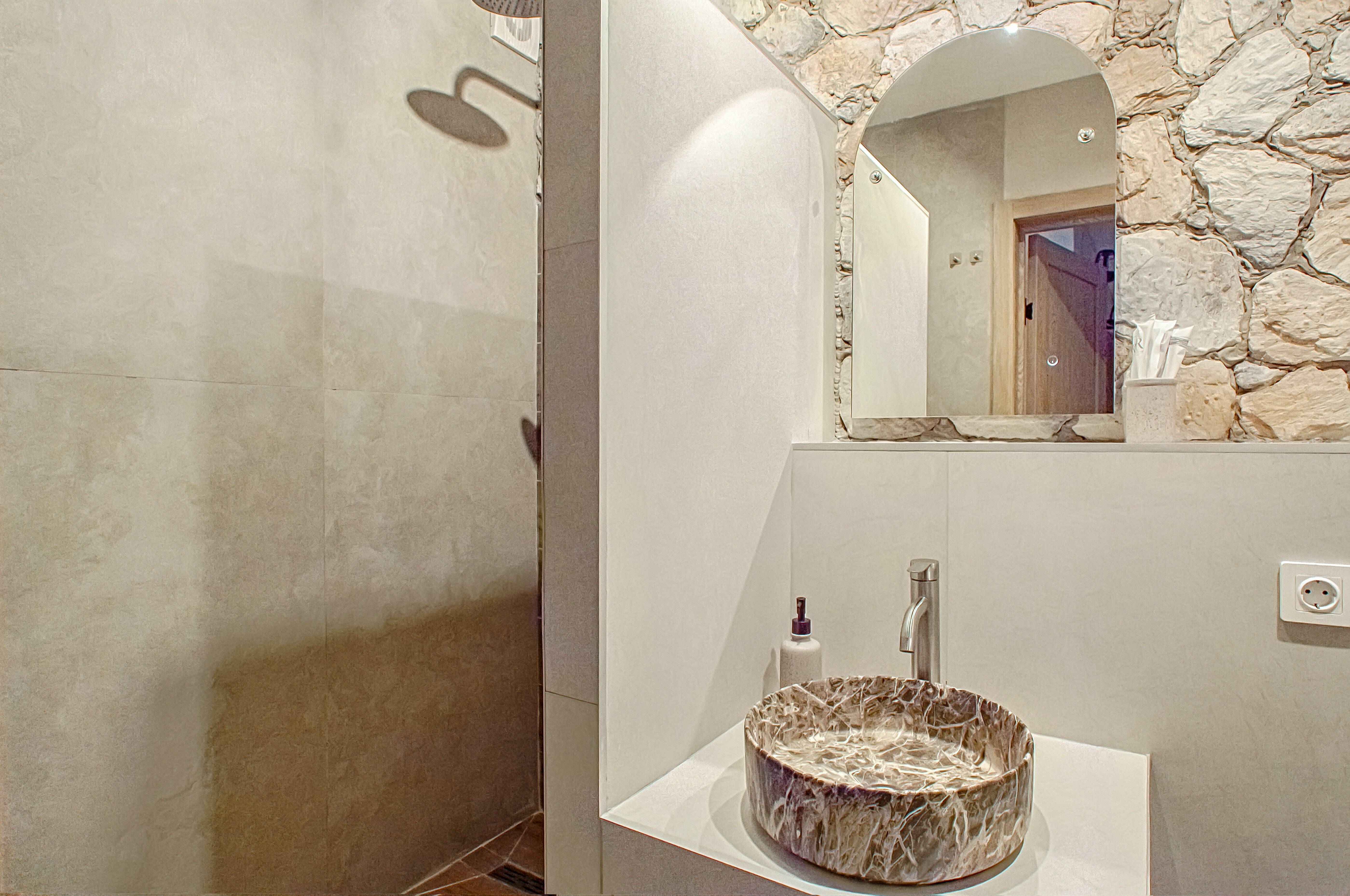 Апартаменты Итальянский дворик 2 комн с террасой