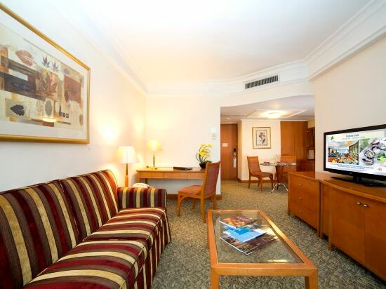 Side Harbour View Suite