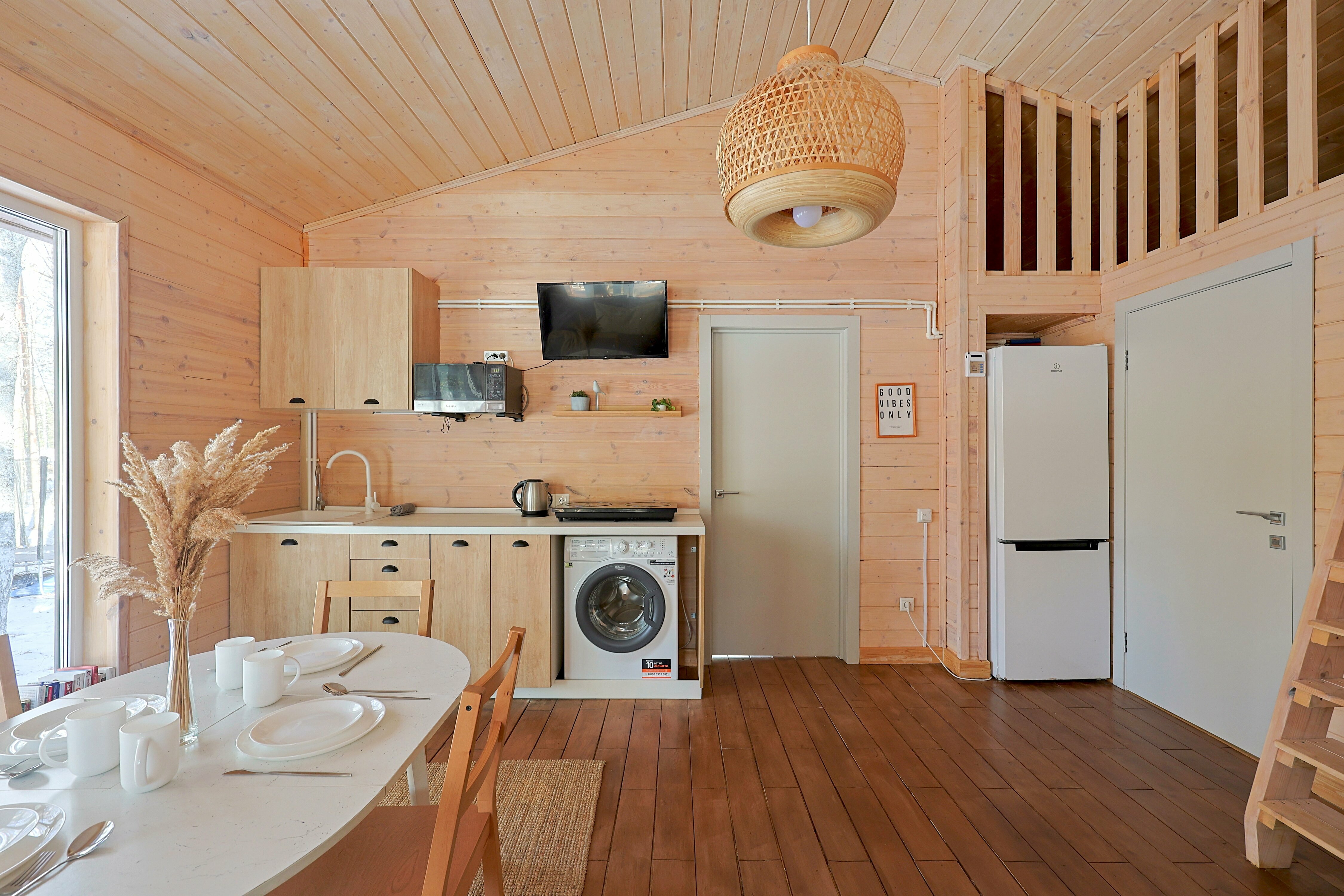 Коттедж с видом на лес