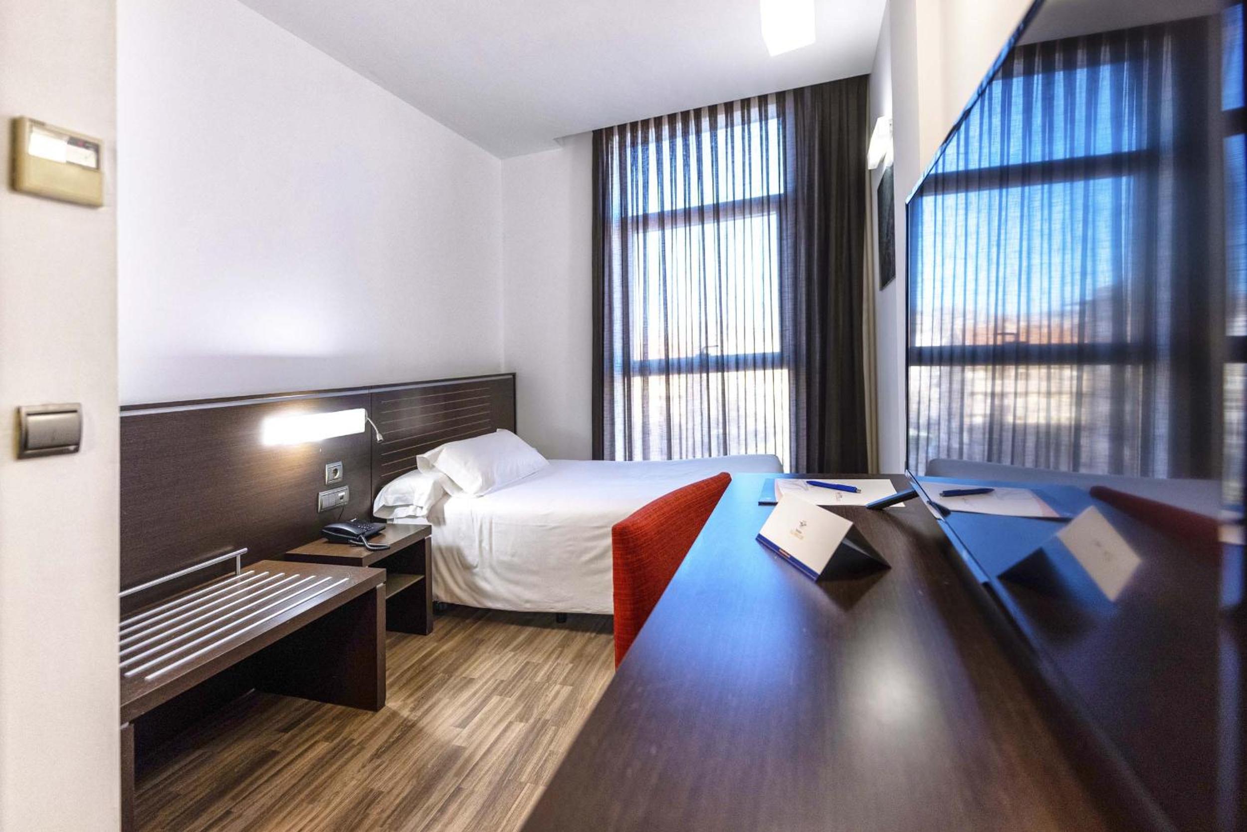 Single Room (1 Adult)