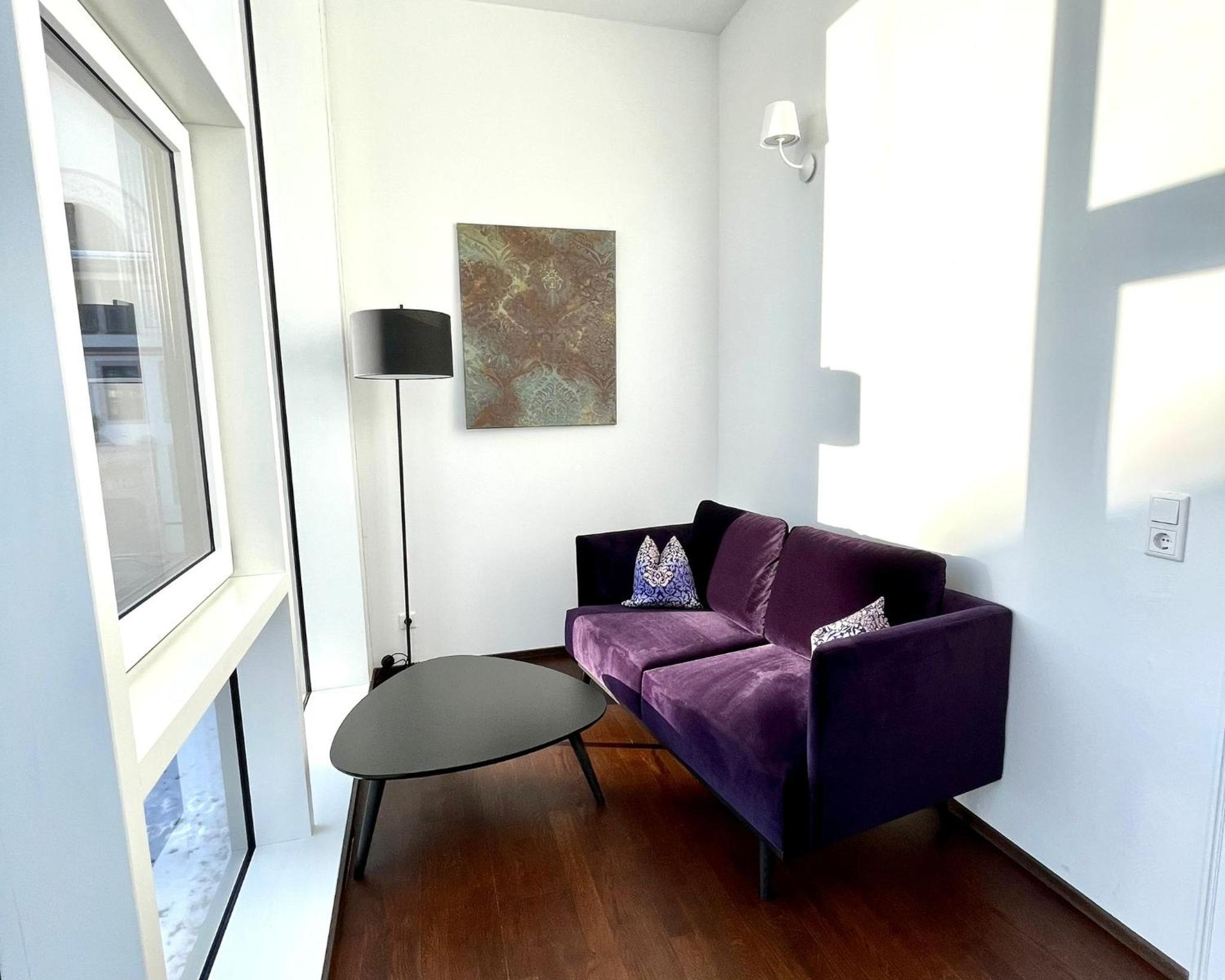 Apartment with Garden View