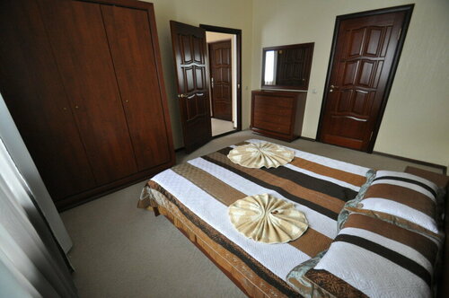 Семейный номер с видом на горы в Роза Азау