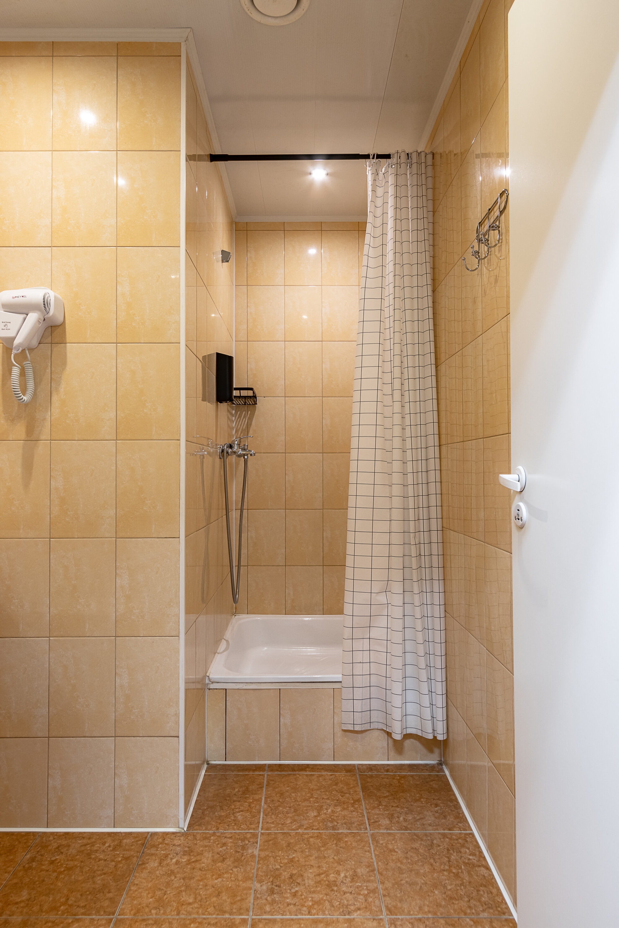 Номер Делюкс