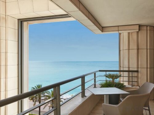 Prestige Sea View Suite в Hyatt Regency Nice Palais de la Mediterranee