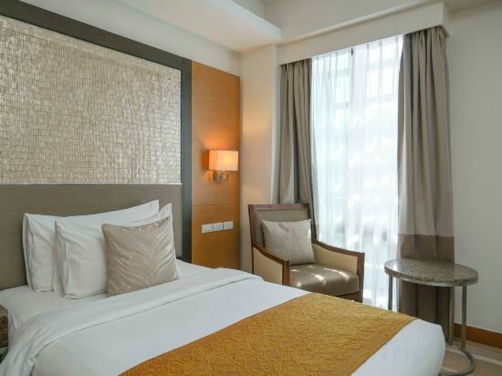 Premier Room