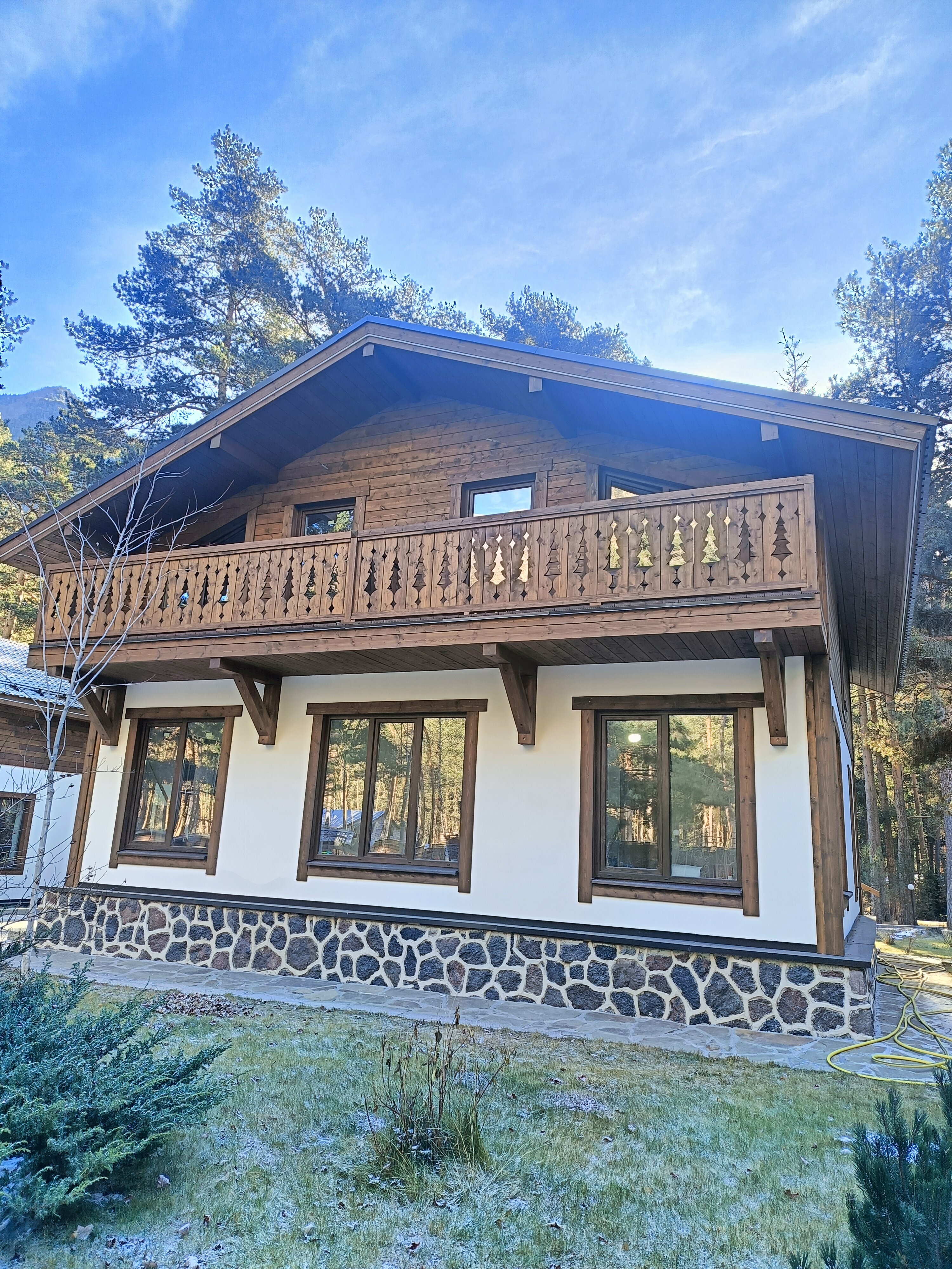 Шале семиместный двухэтажный 160 кв.м.