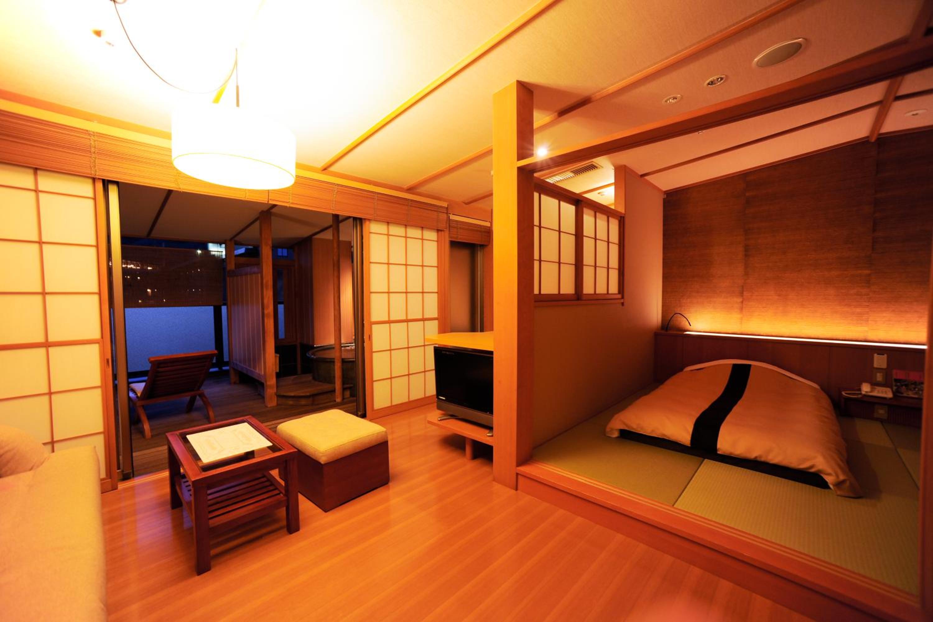 Japanese and Western style room with open-air-bath type S - Non-smoking