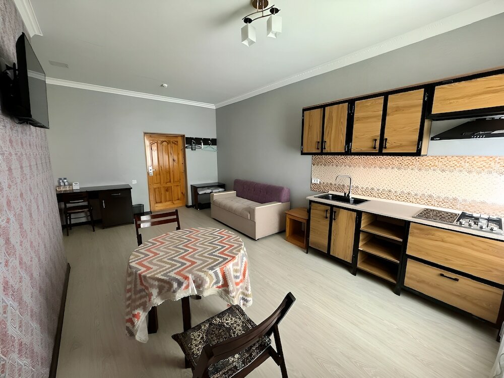 Standard Twin Room, City View