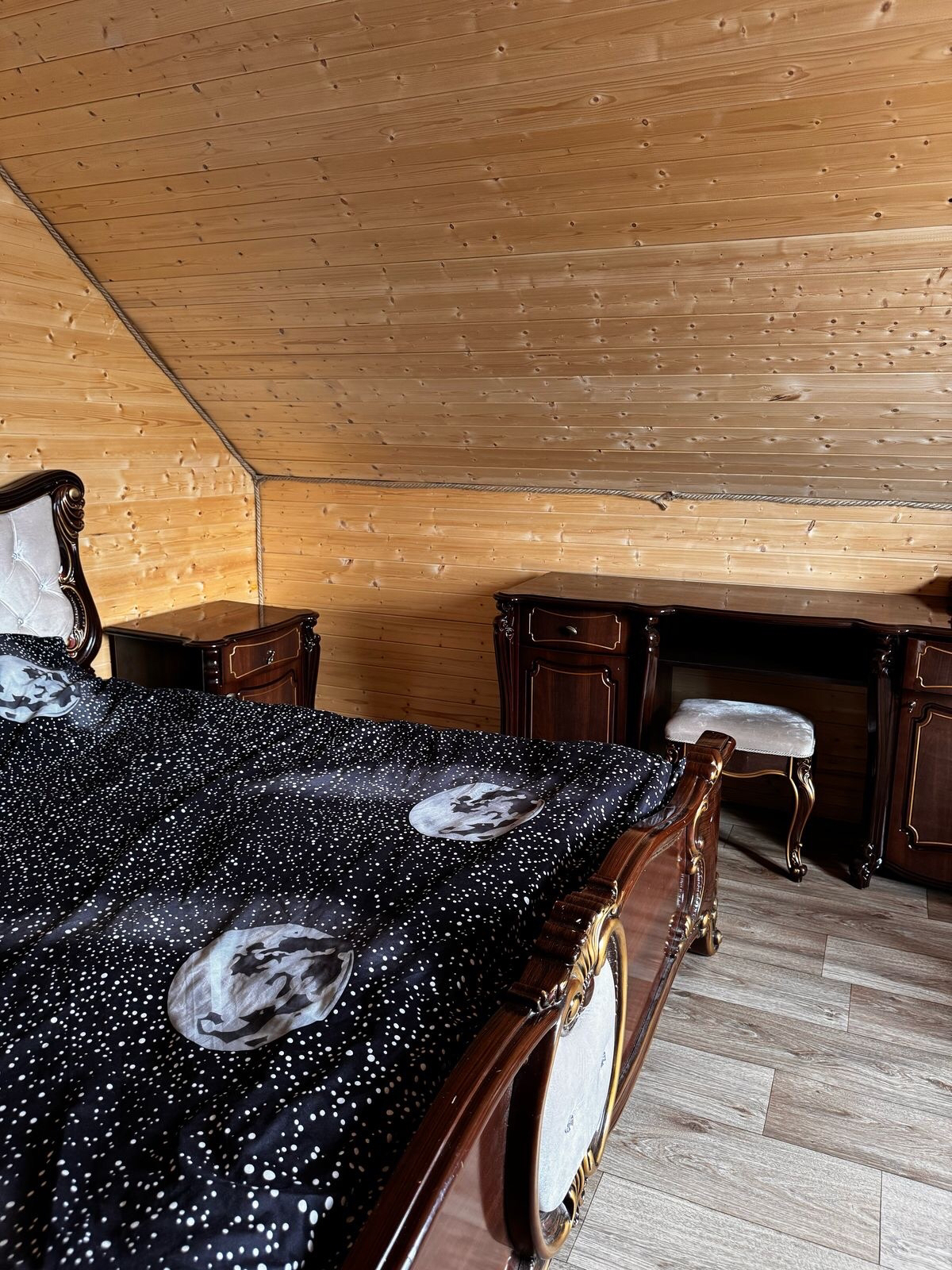 Дом с видом на озеро