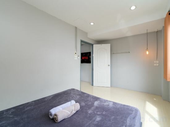 Deluxe Family Room (Private Bathroom)