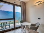 Deluxe Quadruple Room with Lake View в Hotel San Pietro Limone Sul Garda