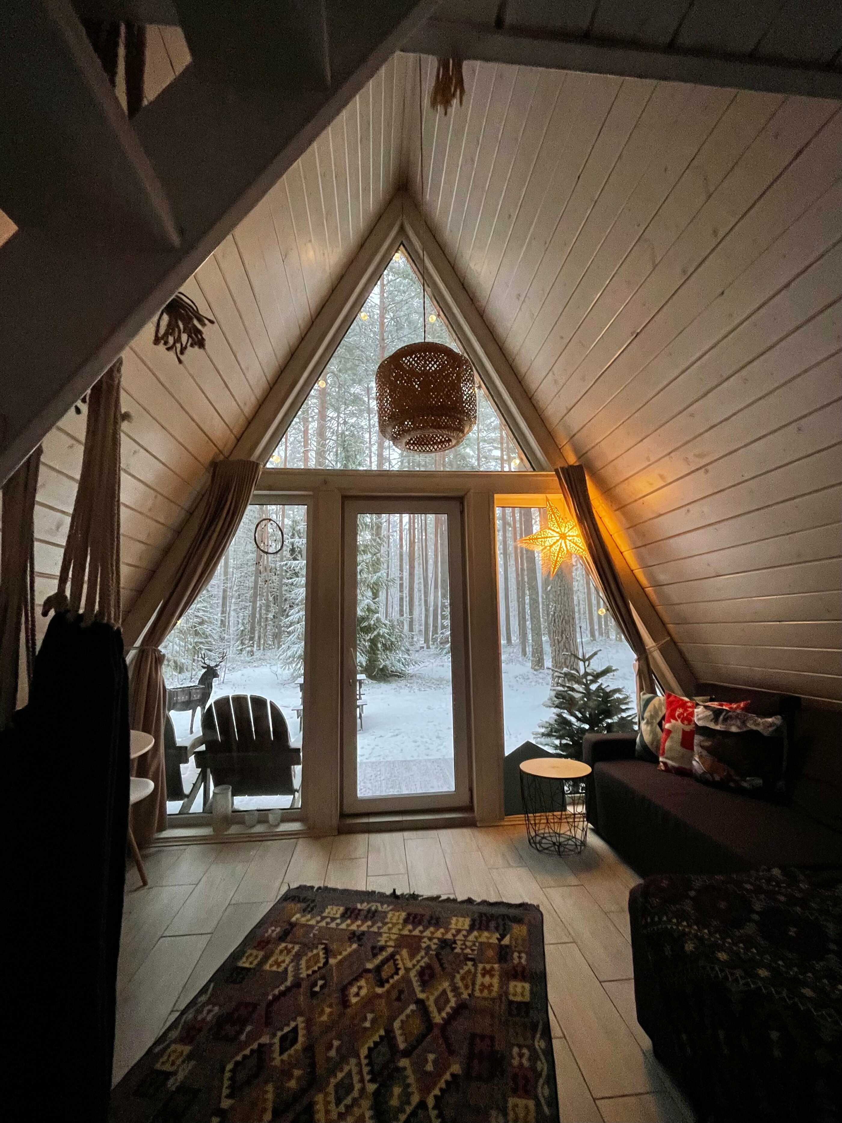 Фиолетовый домик без купели