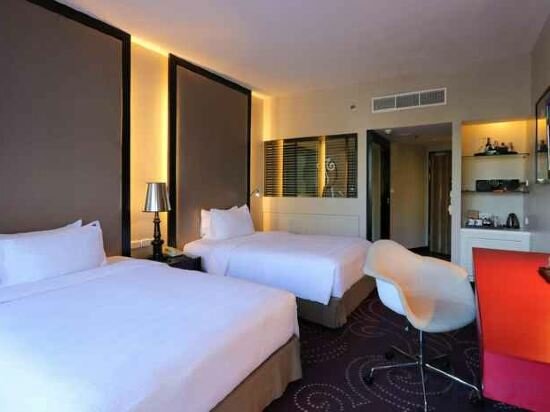 Deluxe Room With City View