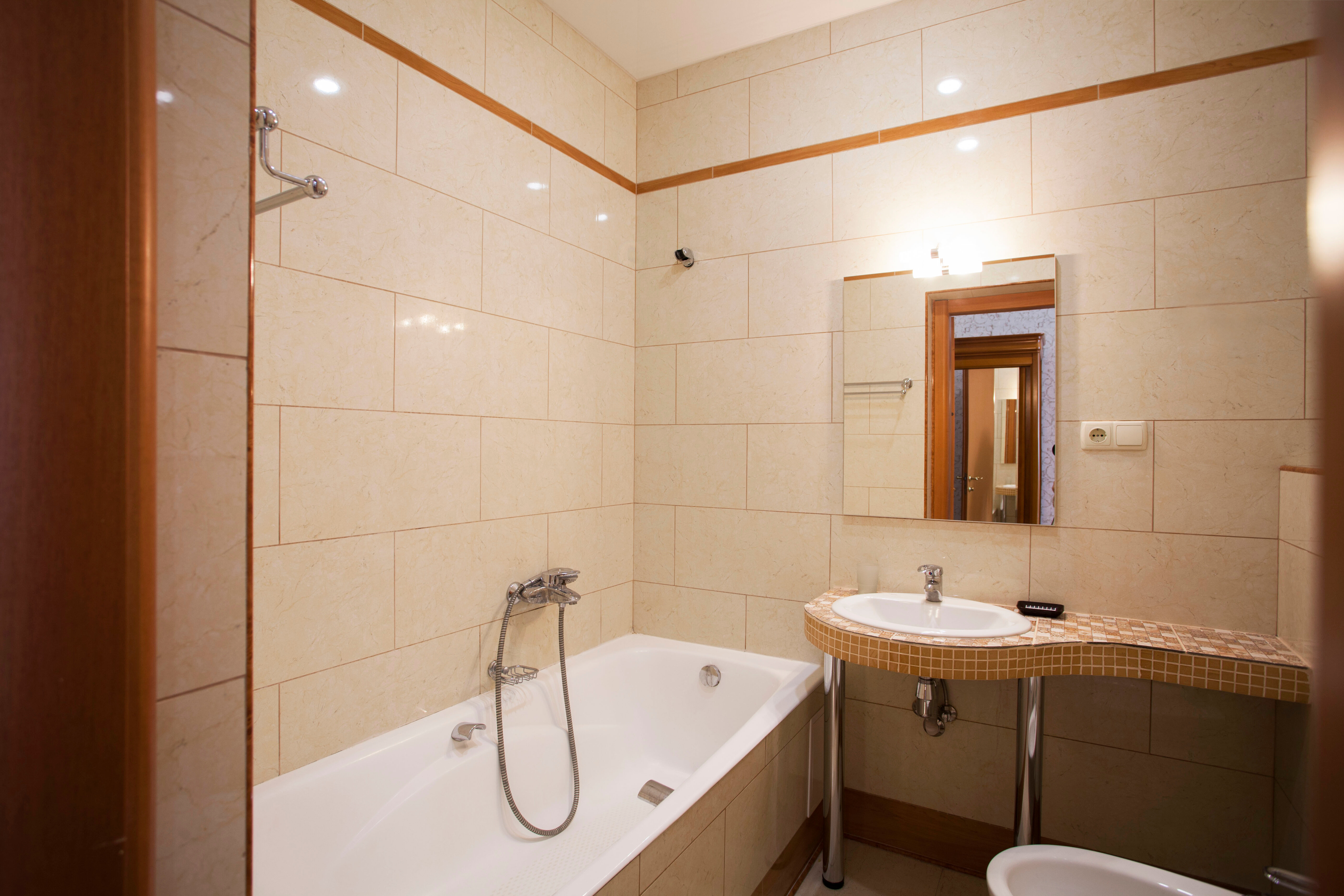 Двухместный номер с 1 кроватью или 2 отдельными кроватями и балконом