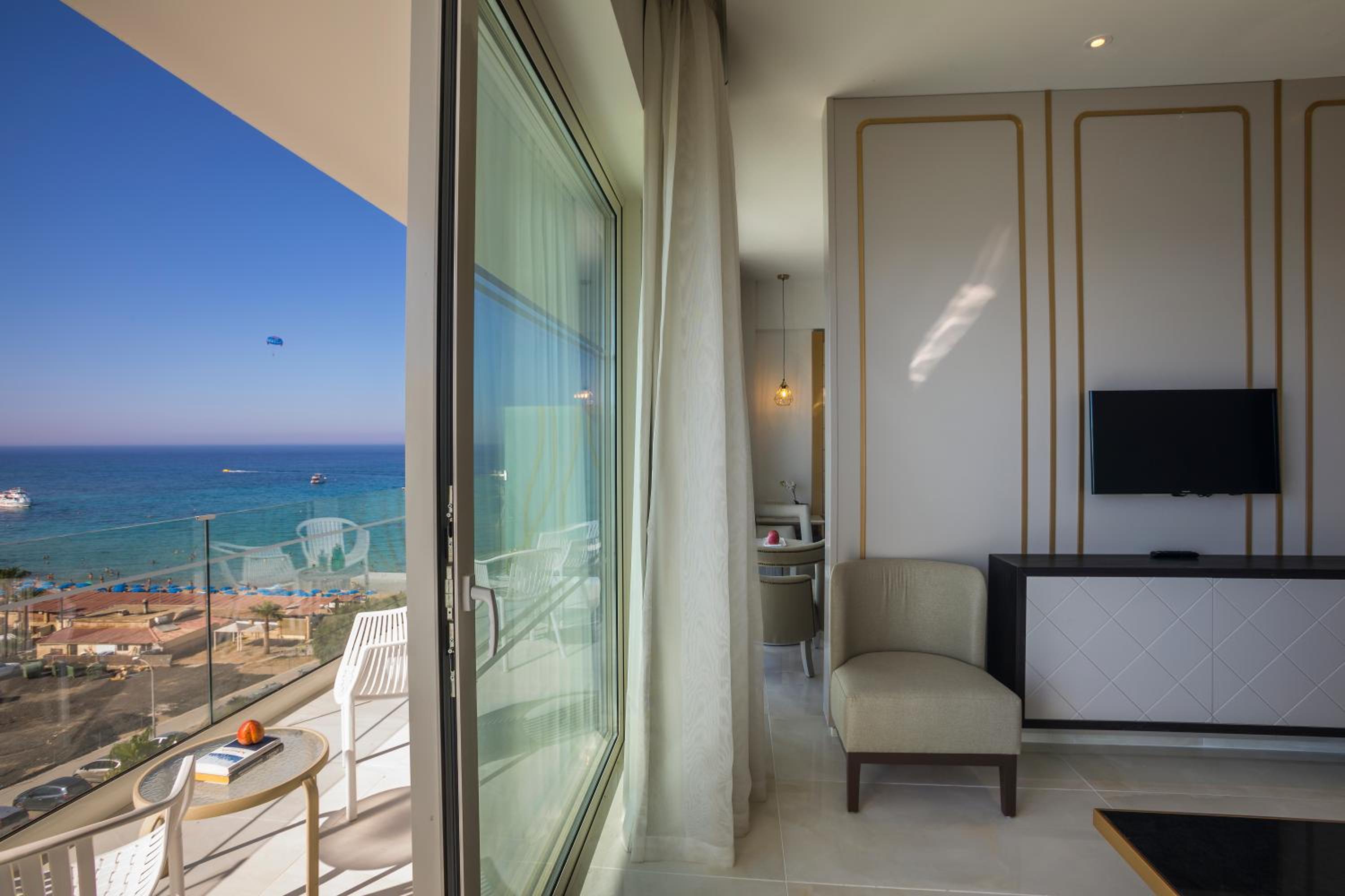 Family Suite with Sea View
