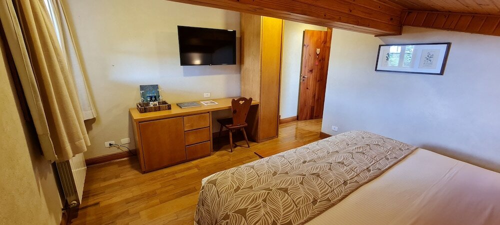 Partial Forest View Apartment