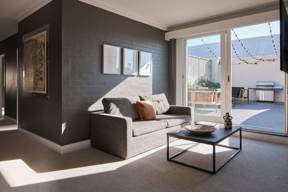 Suite, Harbor View