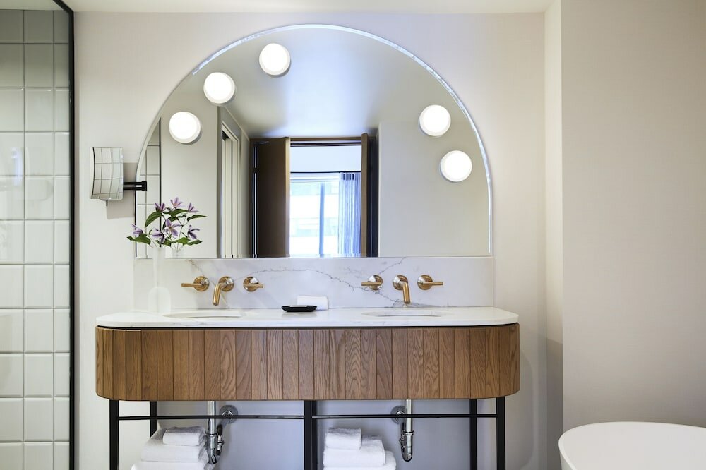 Suite, 1 Bedroom (High Floor)