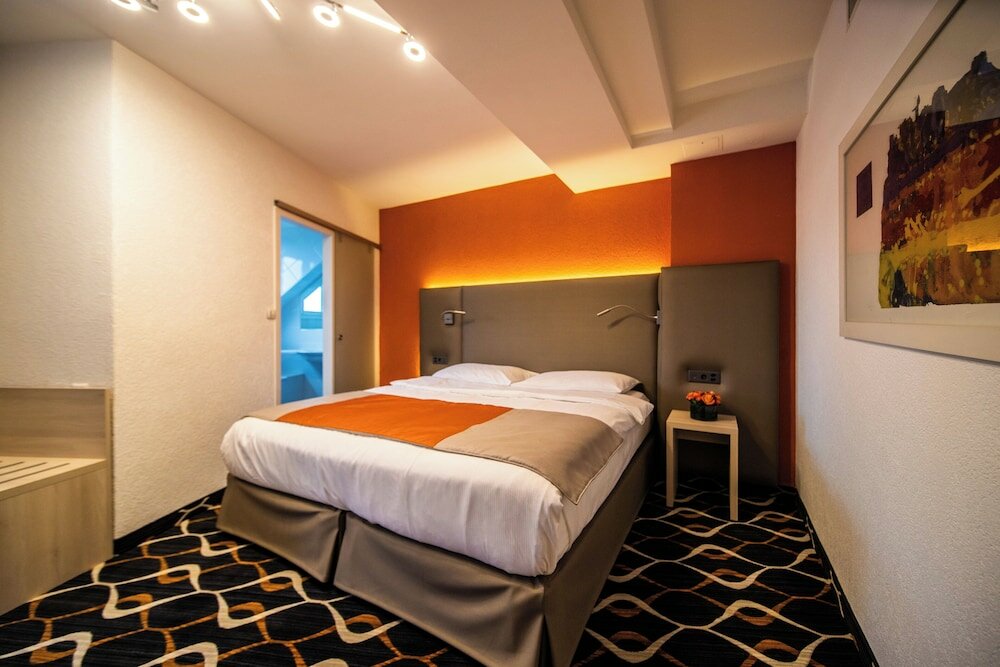 Junior Room, 2 Twin Beds