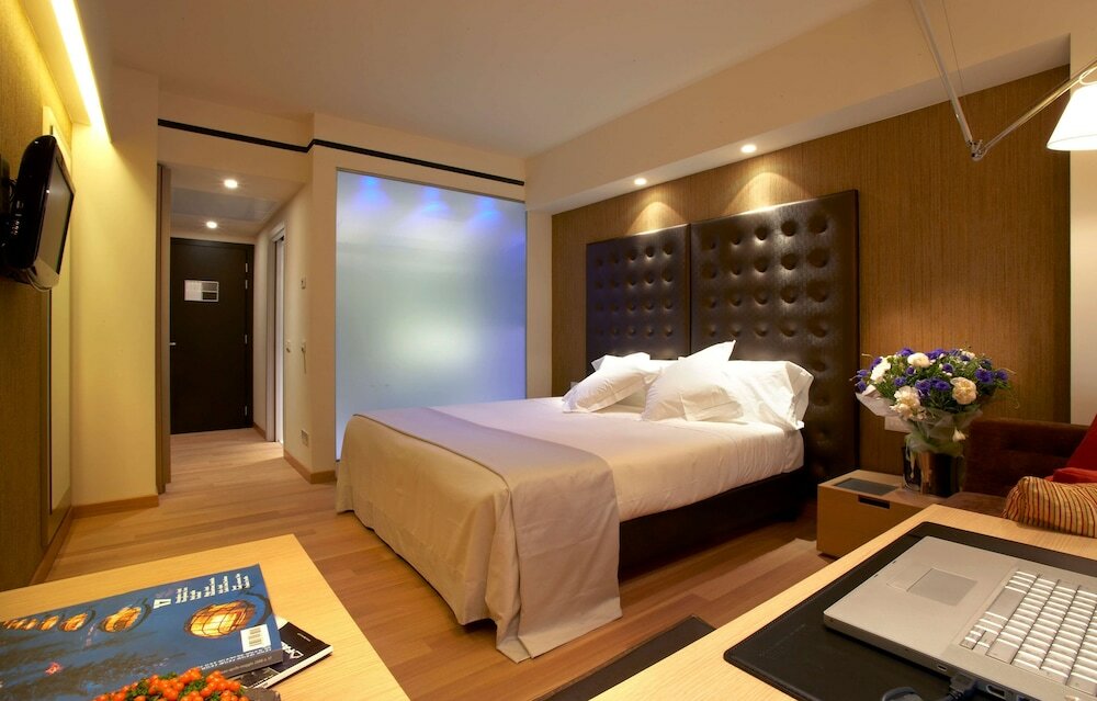 Standard Room, 1 King Bed (Twin bed on request)