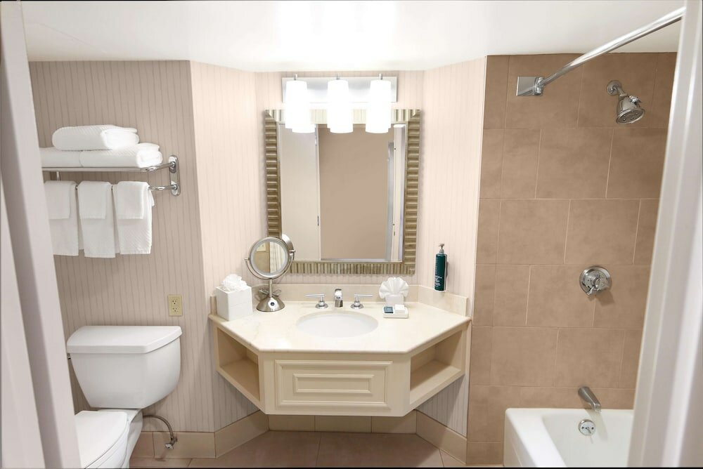 Junior Suite, 2 Double Beds (Deluxe View)