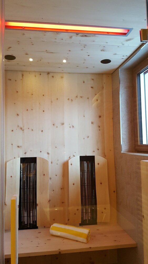 Honeymoon Studio Suite