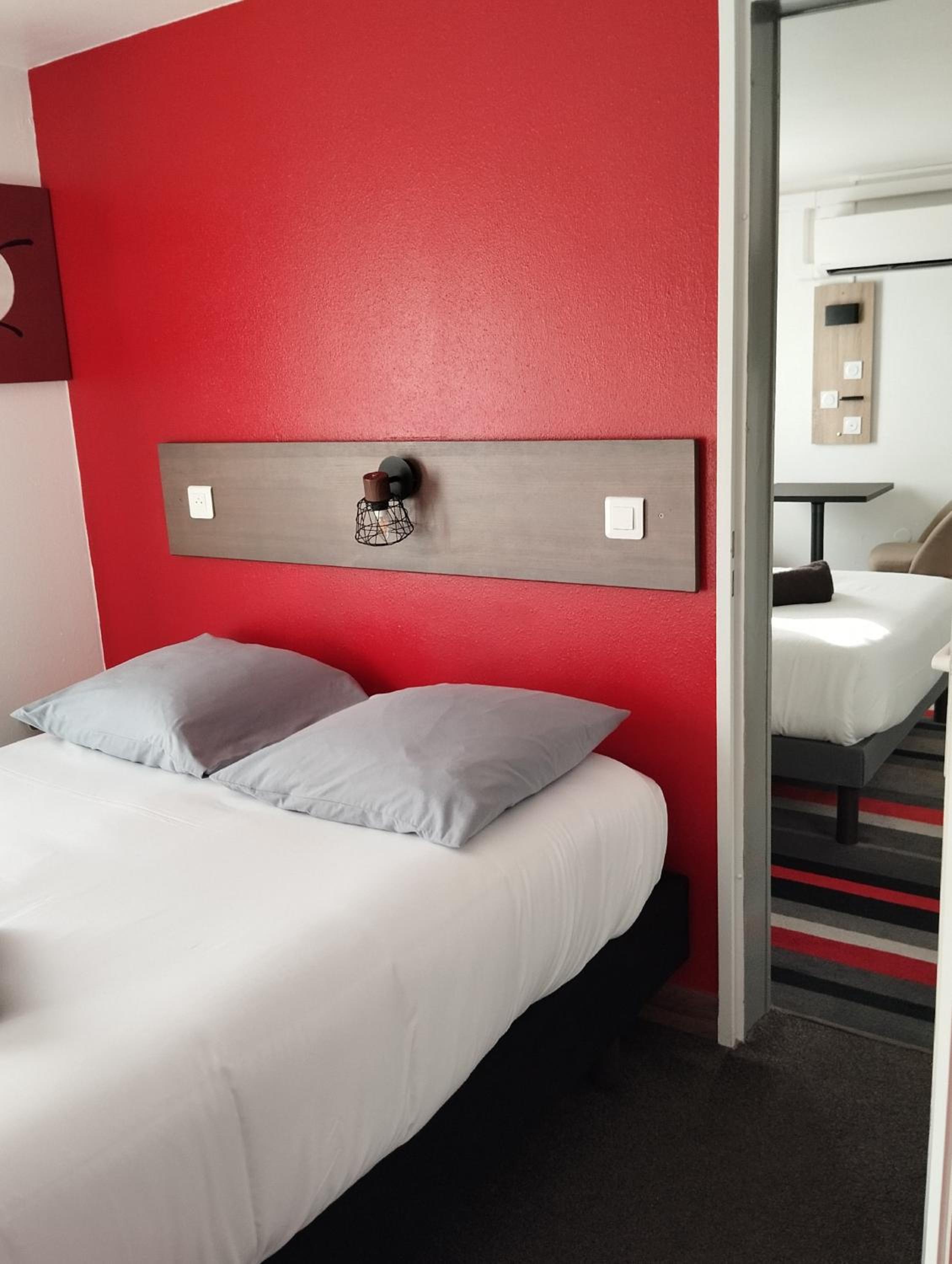 Standard Room - 2 Double Beds