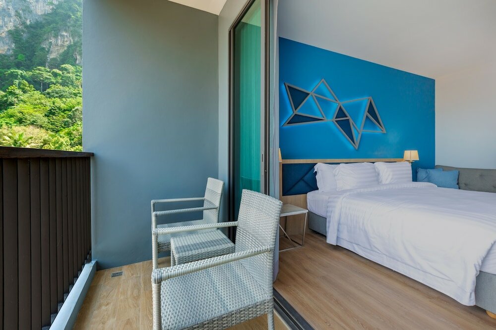 Deluxe Twin Room With Balcony