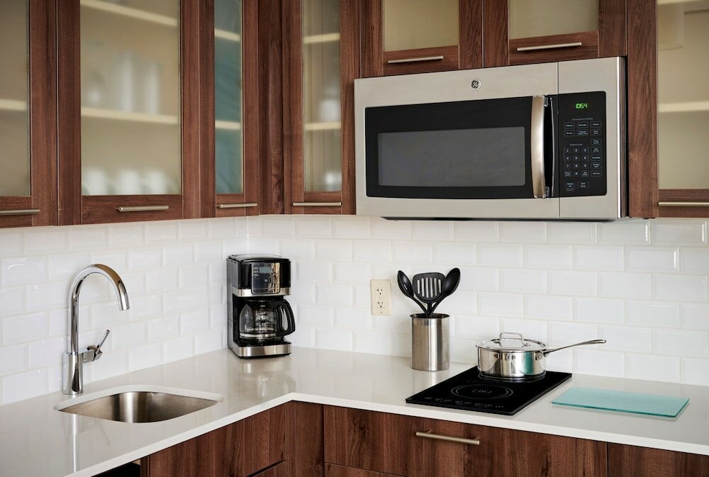 Suite, 1 Bedroom, Kitchen