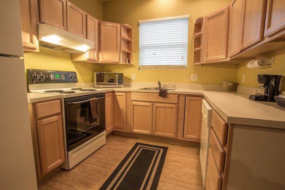 Suite, 1 King Bed with Sofa bed