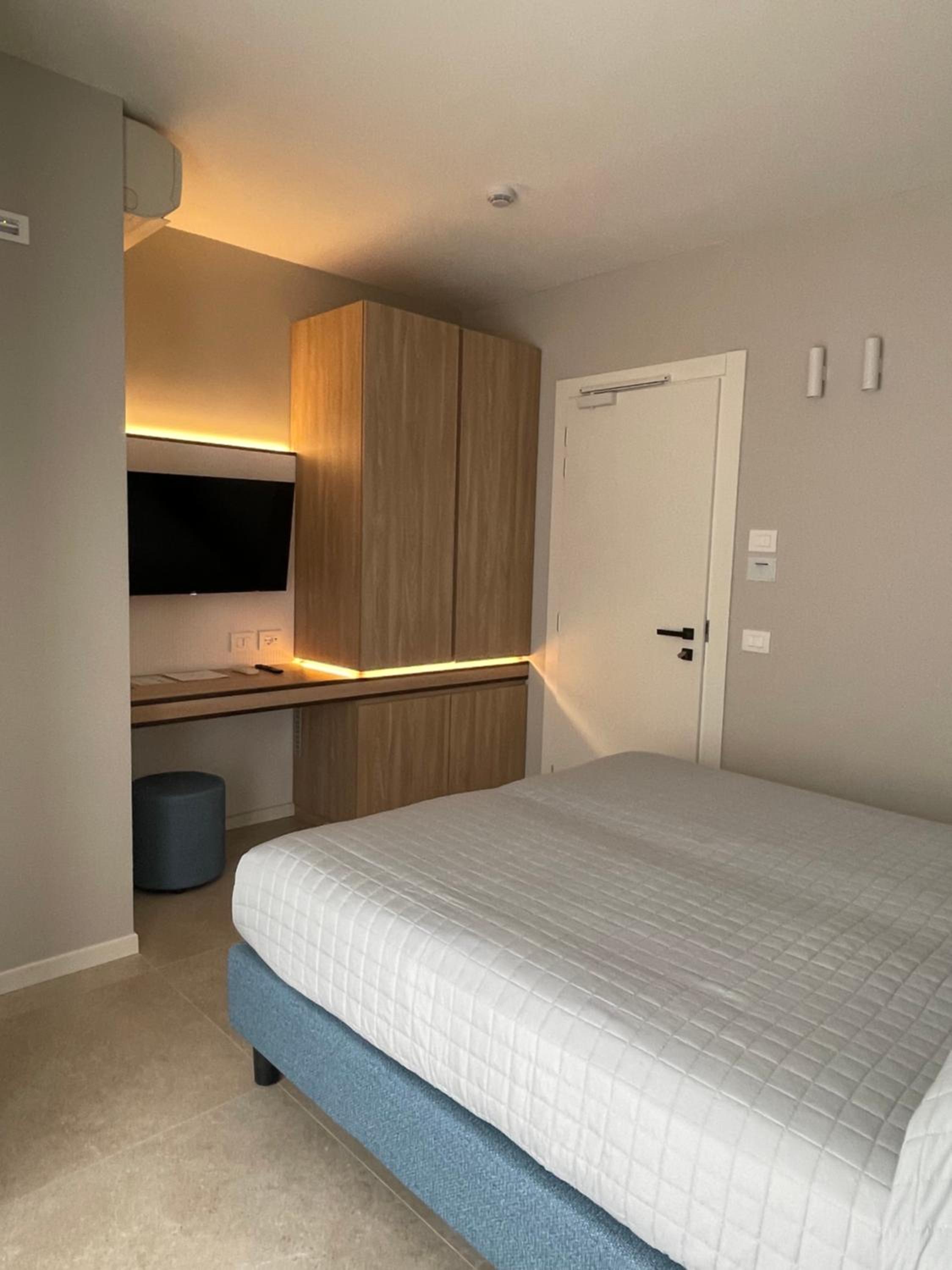 Double or Twin Room with Balcony