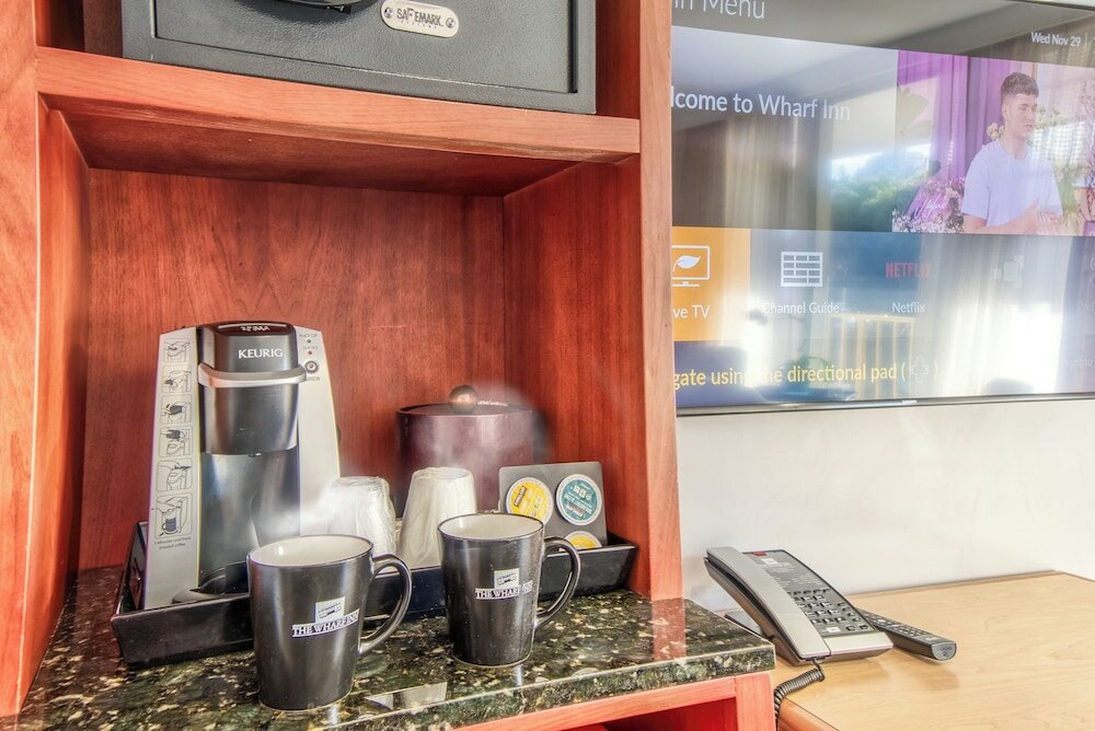 Premium Room, 1 King Bed with Sofa bed, Balcony, Partial Ocean View