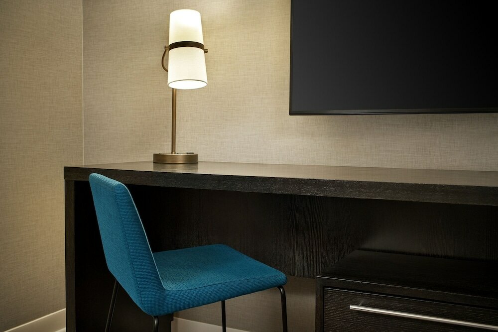 Room, 2 Double Beds, Non Smoking (Mobility/Hearing Accessible, Tub)