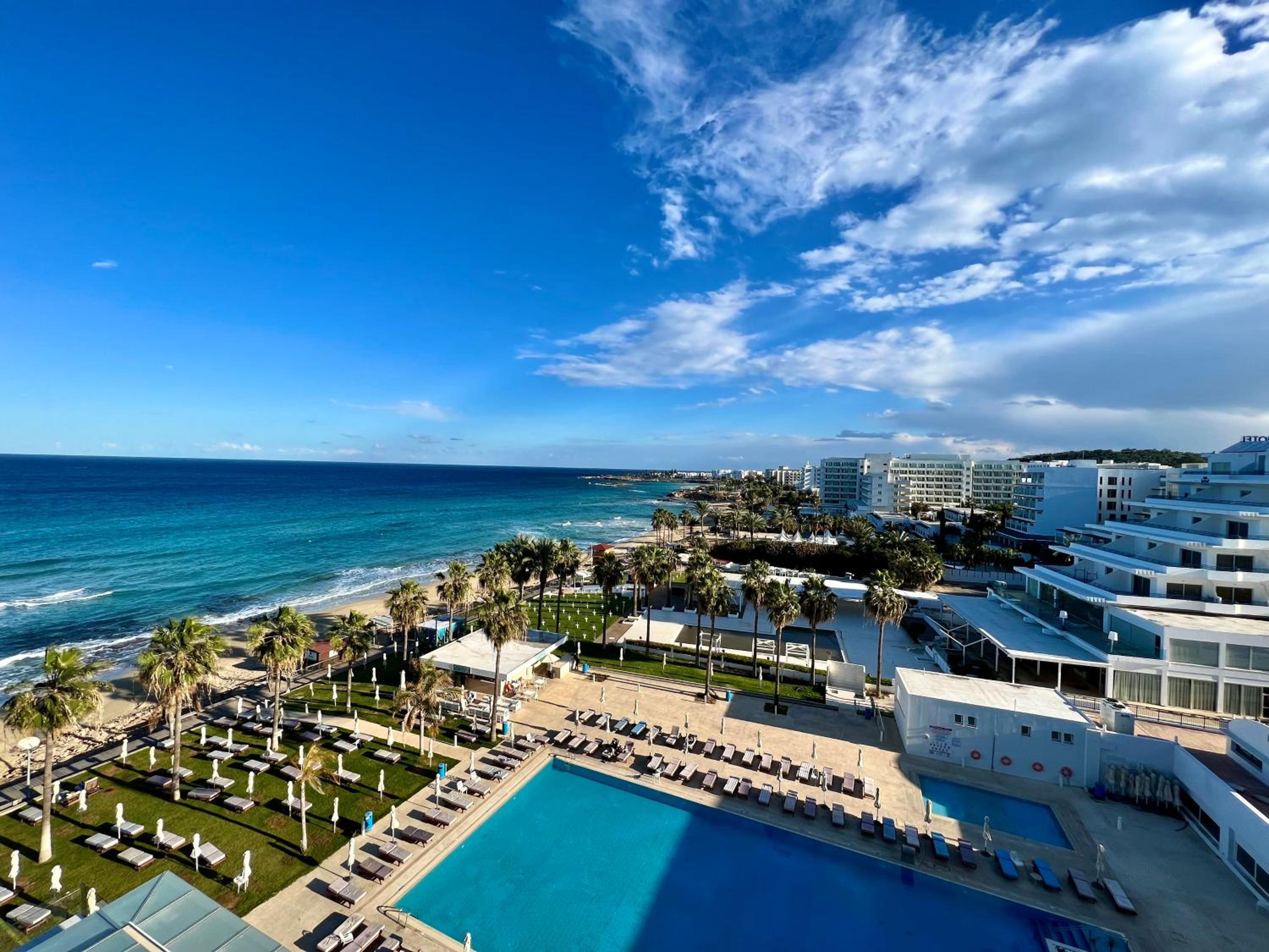 Standard Double or Twin Room with Sea View