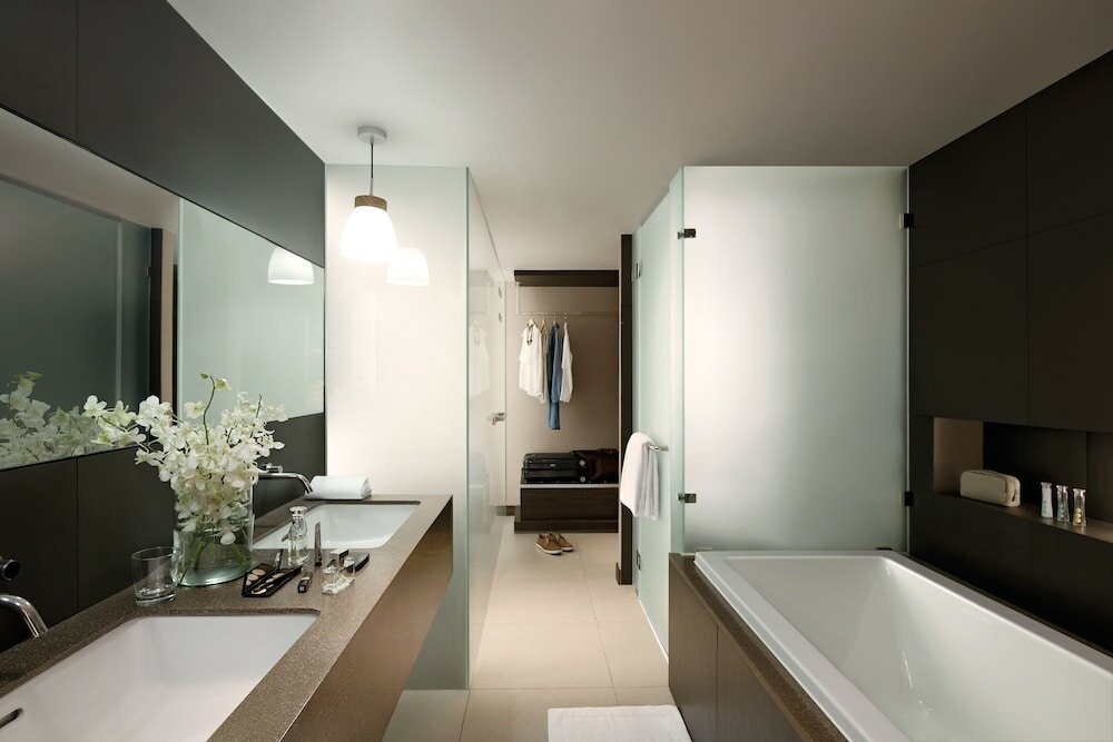 Room Type D- Suite Heart