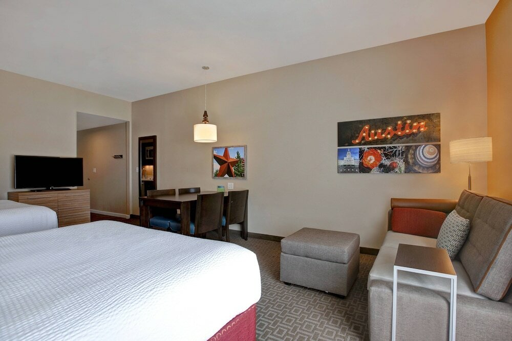 Room, Multiple Beds